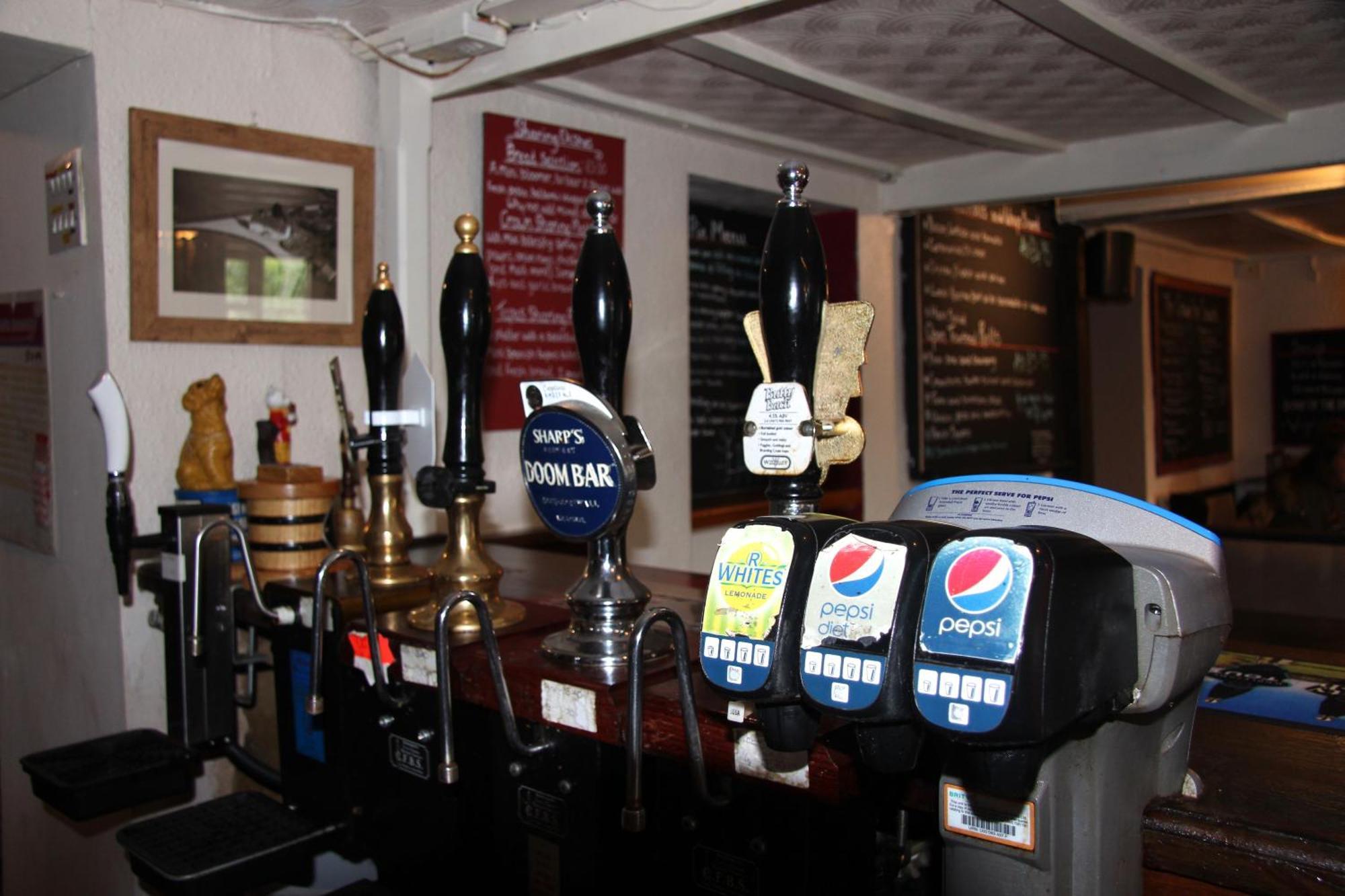 The Crown Inn Longtown Hereford Exterior photo