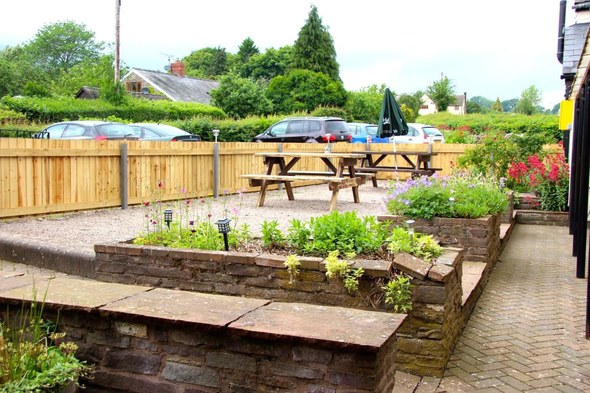 The Crown Inn Longtown Hereford Exterior photo